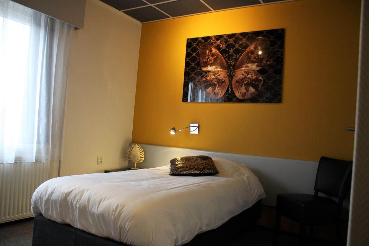 Hotel Restaurant De Jonge Heertjes อัลส์เมียร์ ภายนอก รูปภาพ